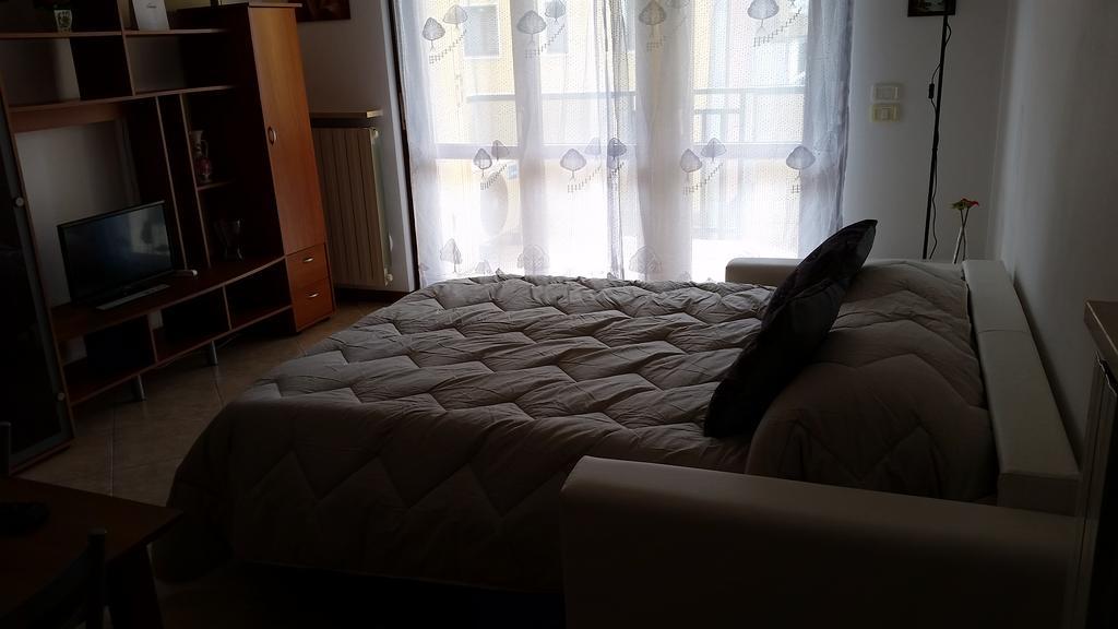 Bilocale Via Imola 4 * Verona